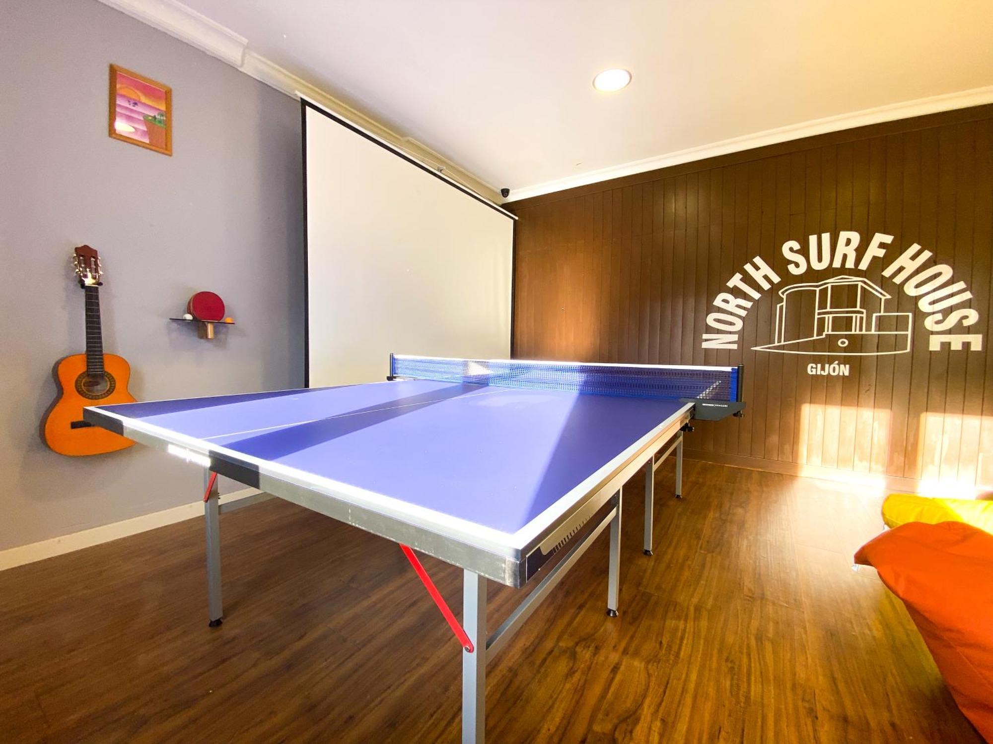 North Surf House Hostel Gijon Exterior photo