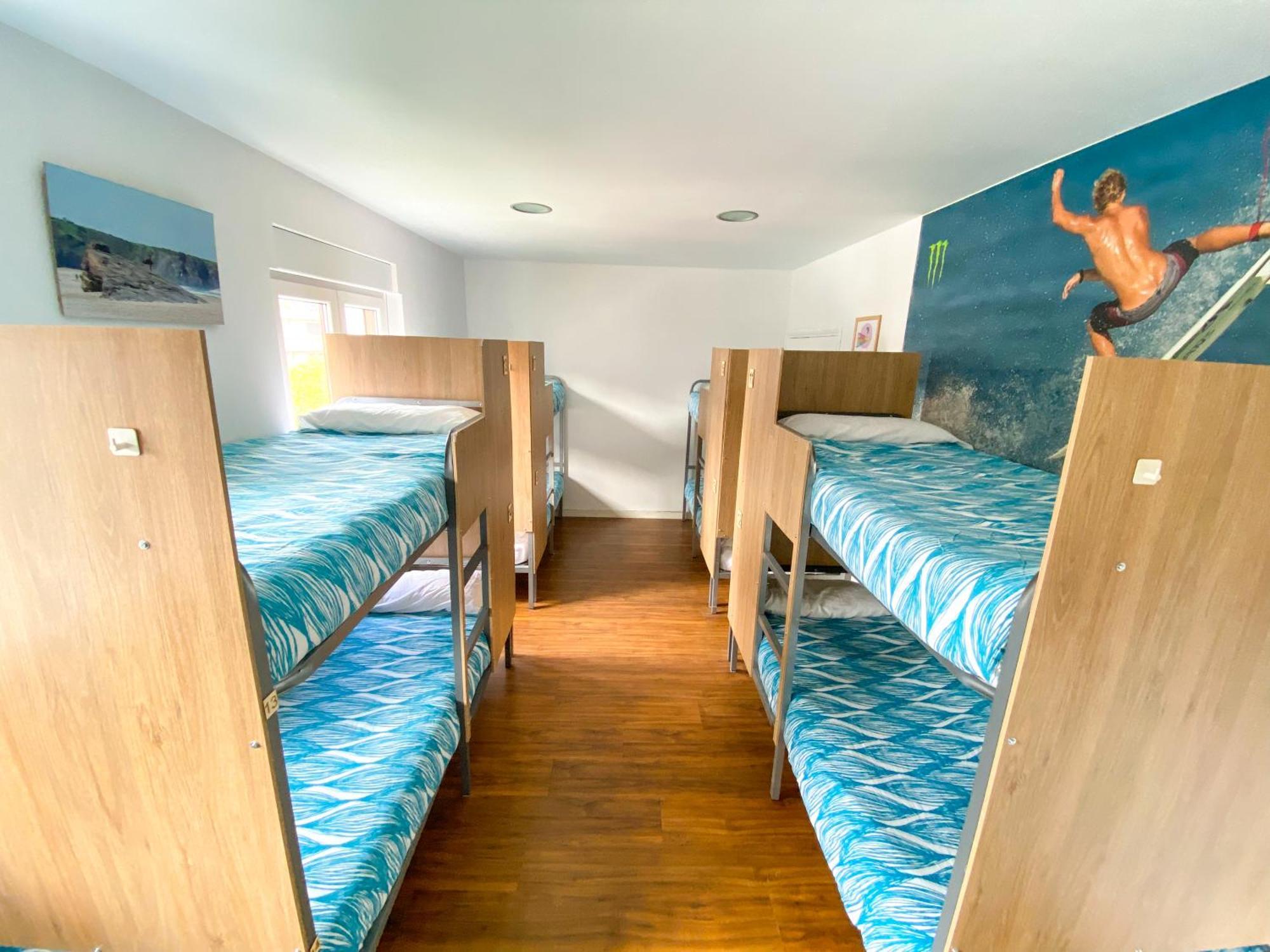 North Surf House Hostel Gijon Room photo