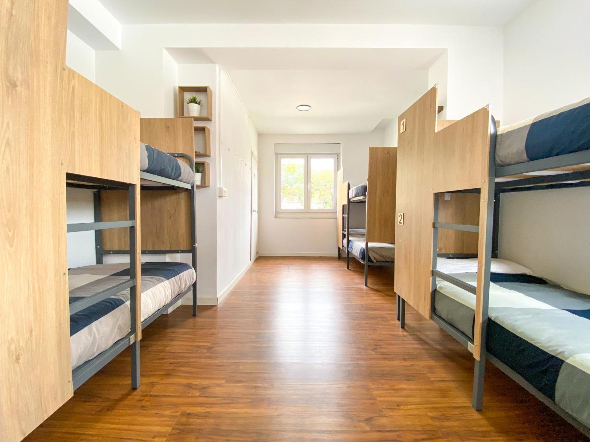 North Surf House Hostel Gijon Room photo